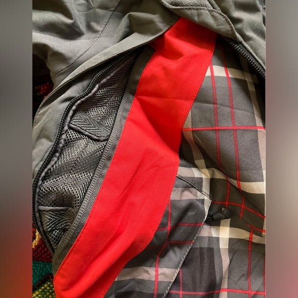 Like New Kids DC Size Small Jacket - Picture 2 of 3